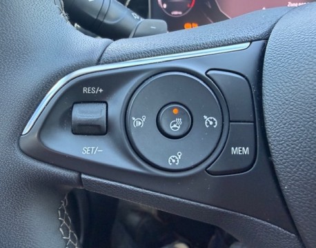 GRANDLAND 1.5 D 130CH ULTIMATE BVA8