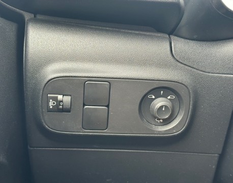 C3 SOCIETE 1.5 BLUEHDI 100CH S&S BVM 6 FEEL NAV