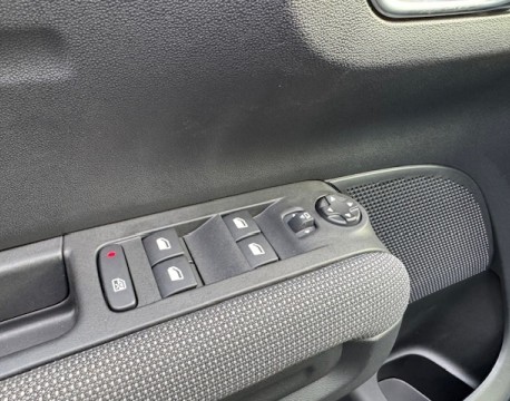 C3 AIRCROSS PURETECH 110CH SHINE PACK + TOIT OUVRANT + GRIP CONTROL+ PARK ASSIST