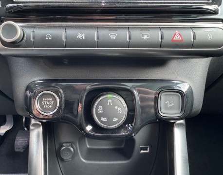 C3 AIRCROSS PURETECH 110CH SHINE PACK + TOIT OUVRANT + GRIP CONTROL+ PARK ASSIST