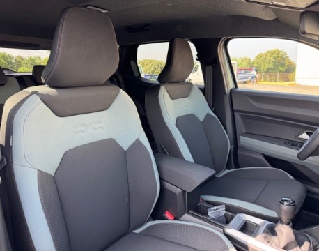 DUSTER 1.2 TCE MILD HYBRID 130CH EXTREME 4X2 OPTIONS !