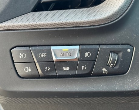 SERIE 1 (F40) 118IA 136CH M SPORT DKG7