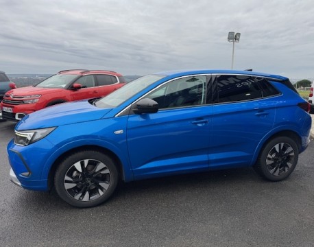 GRANDLAND 1.5 D 130CH ELEGANCE BUSINESS BVA8