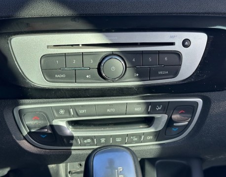 GRAND SCENIC III 1.5 DCI 110CH BOSE EDITION EDC 7PLACES