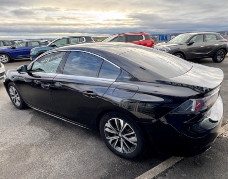 508 HYBRID 225CH ALLURE EAT8