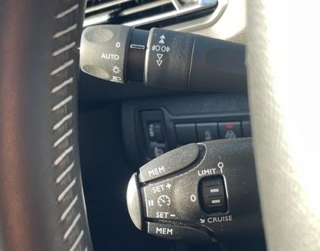 308 1.2 PURETECH 130CH STYLE DISTRIBUTION NEUVE