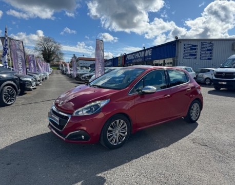 208 1.6 BLUEHDI 100CH ALLURE + GPS DISTRIBUTION NEUVE