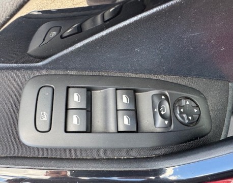 208 1.6 BLUEHDI 100CH ALLURE + GPS DISTRIBUTION NEUVE