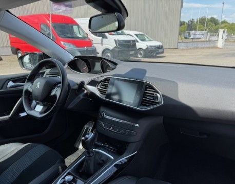 308 1.2 PURETECH 130CH TECH EDITION + PARK ASSIST DISTRIBUTION NEUVE