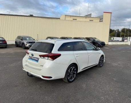 AURIS TOURING SPORTS HSD 136H TECHNOLINE 100CH