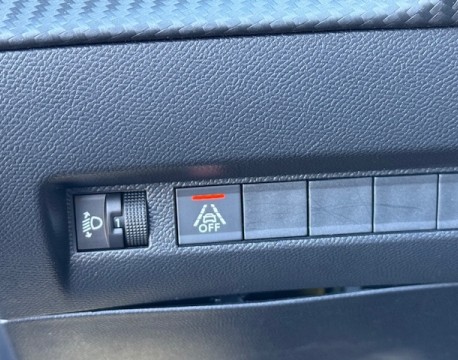 208 1.5 BLUEHDI 100CH S&S ALLURE + TOIT PANORAMIQUE