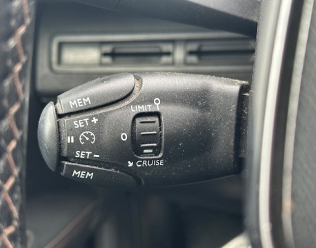 5008 1.5 BLUEHDI 130CH E6.C GT LINE TOIT OUVRANT