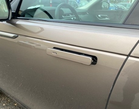 RANGE ROVER VELAR 2.0 SD4 240CH SE MARK VI FULL OPTIONS