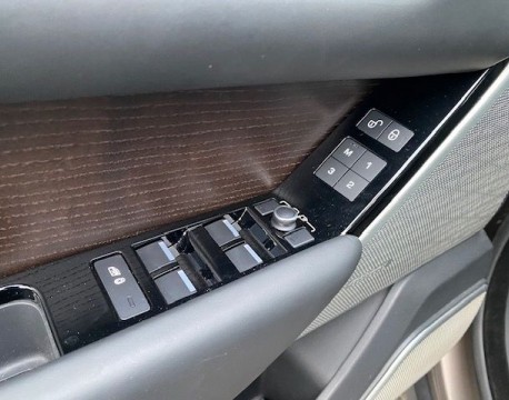RANGE ROVER VELAR 2.0 SD4 240CH SE MARK VI FULL OPTIONS