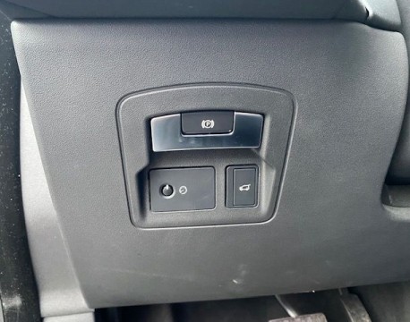 RANGE ROVER VELAR 2.0 SD4 240CH SE MARK VI FULL OPTIONS