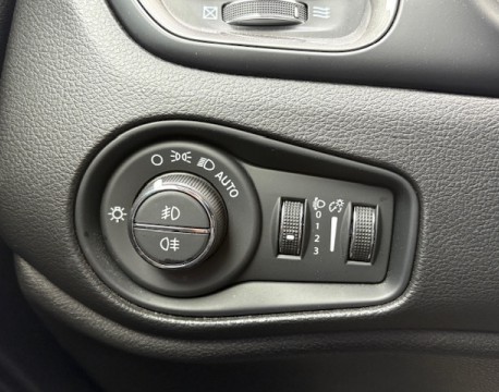 RENEGADE 1.5 TURBO T4 130CH MHEV LIMITED BVR7