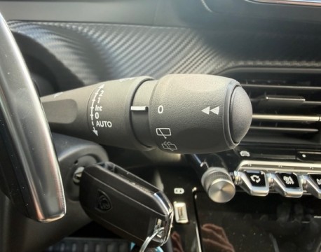 208 1.2 HYBRID 110CH ALLURE E-DCS6