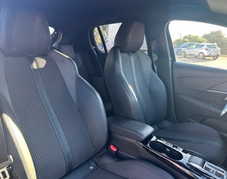 208 1.2 PURETECH 100CH S&S GT EAT8