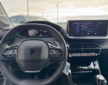 208 1.2 100CH PURETECH ALLURE