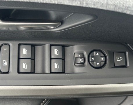 3008 1.2 HYBRID 145CH ALLURE E-DCS6