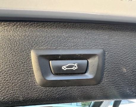 X3 (F25) XDRIVE20DA 190CH M SPORT