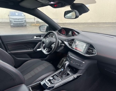 308 SW 1.2 PURETECH 130CH GT LINE S&S EAT6 DISTRIBUTION NEUVE