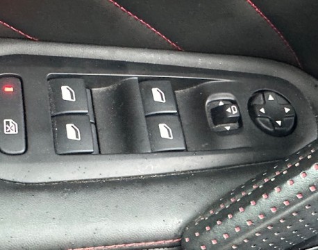 308 SW 1.2 PURETECH 130CH GT LINE S&S EAT6 DISTRIBUTION NEUVE