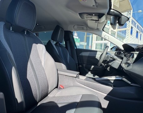 308 1.5 BLUEHDI 130CH S&S ALLURE EAT8 + OPTIONS