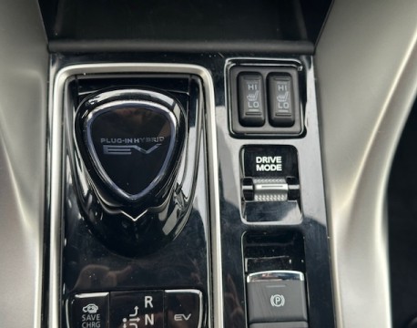 ECLIPSE CROSS 2.4 MIVEC PHEV 188CH BUSINESS 4WD