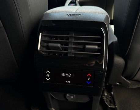 5008 HYBRID 145CH ALLURE 7PLACES