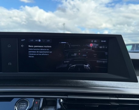 5008 HYBRID 145CH ALLURE 7PLACES