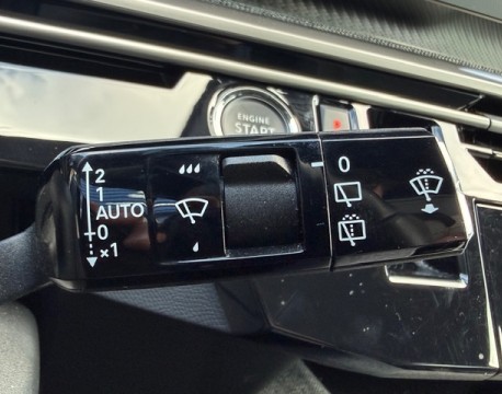 5008 HYBRID 145CH ALLURE 7PLACES