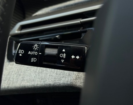 5008 HYBRID 145CH ALLURE 7PLACES