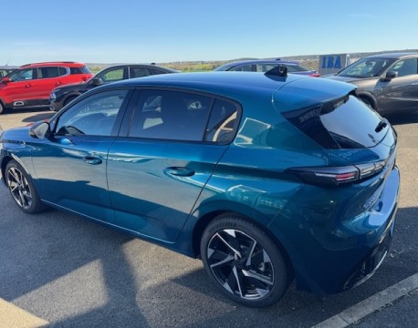 308 1.5 BLUEHDI 130CH S&S ALLURE EAT8 + OPTIONS