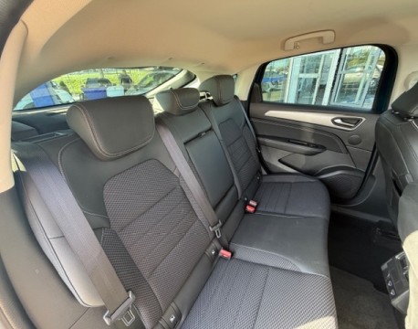 ARKANA 1.6 E-TECH 145CH INTENS