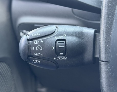 C3 SOCIETE 1.5 BLUEHDI 100CH S&S BVM 6 FEEL NAV