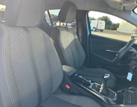 208 1.2 100CH PURETECH ALLURE + OPTIONS