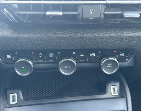 C4 1.2 PURETECH 130CH S&S PLUS