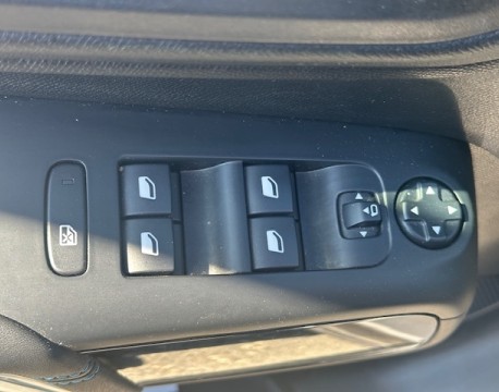 C5 AIRCROSS BLUEHDI 130CH S&S SHINE