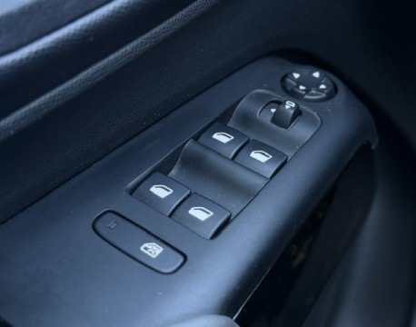 C5 AIRCROSS BLUEHDI 130CH S&S FEEL TOIT OUVRANT