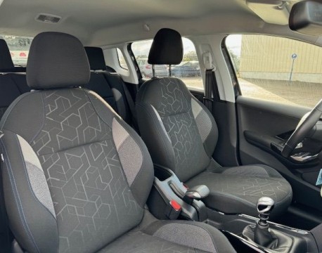 2008 1.2 PURETECH 130CH E6.C SIGNATURE DISTRIBUTION NEUVE