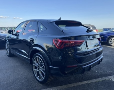 Q3 SPORTBACK 35 TDI 150CH S LINE S TRONIC 7 + OPTIONS