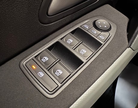 DUSTER 1.2 TCE MILD HYBRID 130CH EXTREME 4X2 + OPTIONS !