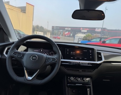 GRANDLAND 1.5 D 130CH ULTIMATE BVA8