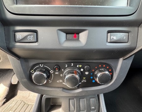 DUSTER 1.5 DCI 110CH PRESTIGE 4X2