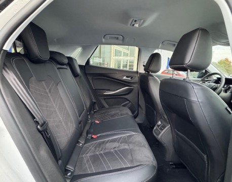 GRANDLAND 1.5 D 130CH ULTIMATE BVA8