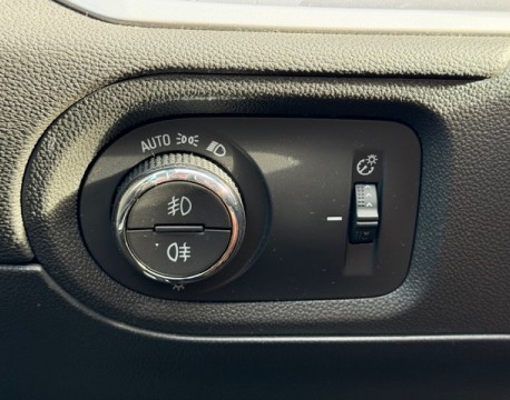 GRANDLAND 1.5 D 130CH ULTIMATE BVA8