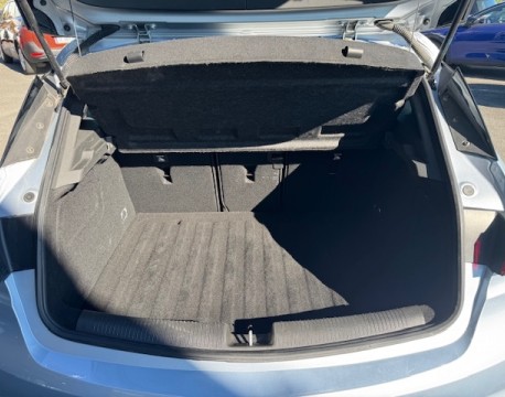 ASTRA 1.2 TURBO 130CH ELEGANCE DISTRIBUTION NEUVE