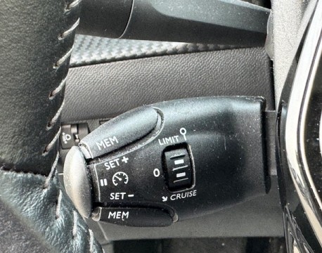 208 1.2 PURETECH 100CH S&S ALLURE PACK