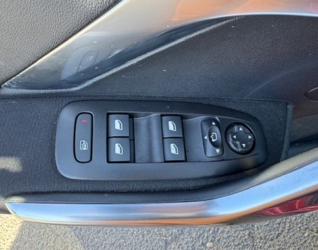 2008 1.2 PURETECH 110CH E6.C ALLURE DISTRIBUTION NEUVE